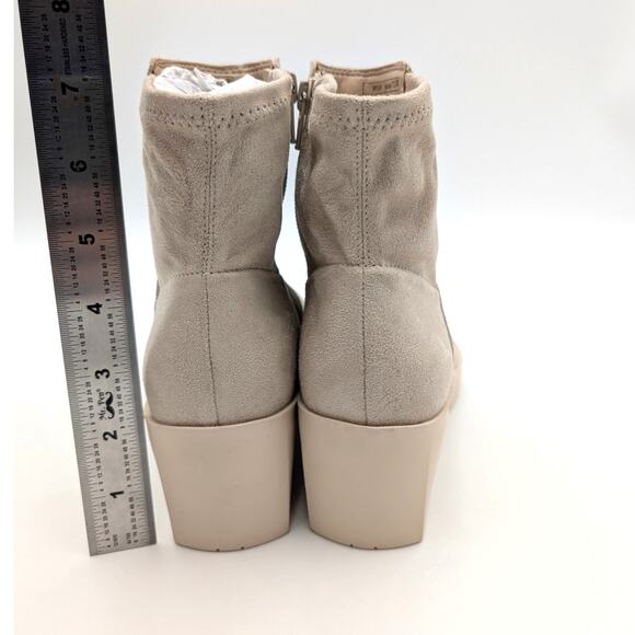 Vionic Skylar Ankle Wedge Boots Side Zip Women's Oatmeal Suede Size US5 EU35 - Picture 4 of 10